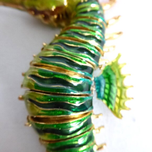 NEW 4.5” CLOISONNE GOLD METAL ENAMEL JOINTED SEAHORSE CHRISTMAS ORNAMENT - Picture 8 of 14